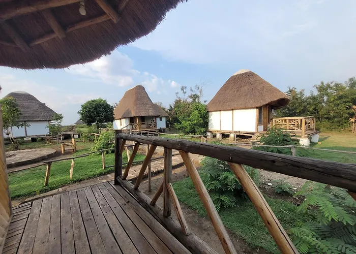 Songbird Safari Lodge & Campsite
